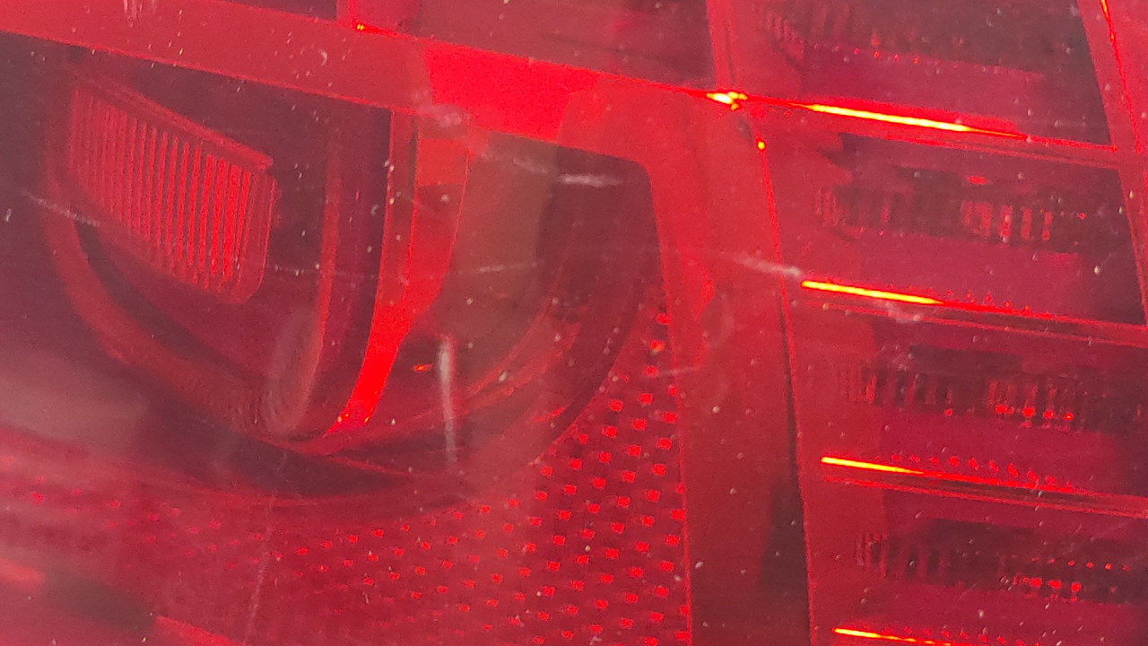 STOP SVJETLO VW PASSAT B7 > 10-14 3AF945208B