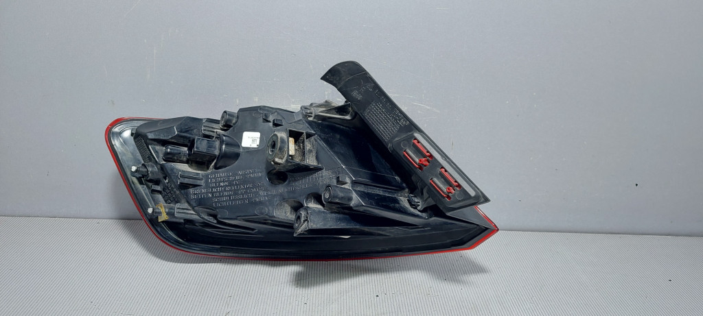 STOP SVJETLO AUDI A3 (8V1/8VA) > 12-16 8V4945096D