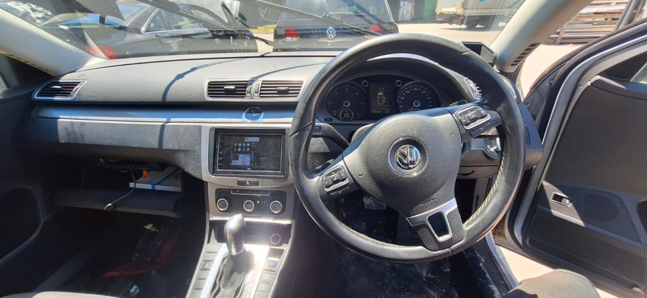DIJELOVI VW PASSAT B7 2.0 TDI DIZEL 103KW MJENJAC MOTOR CFFB