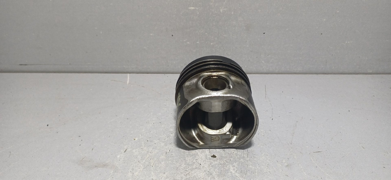 DIJELOVI KLIP VW CADDY > 10-15