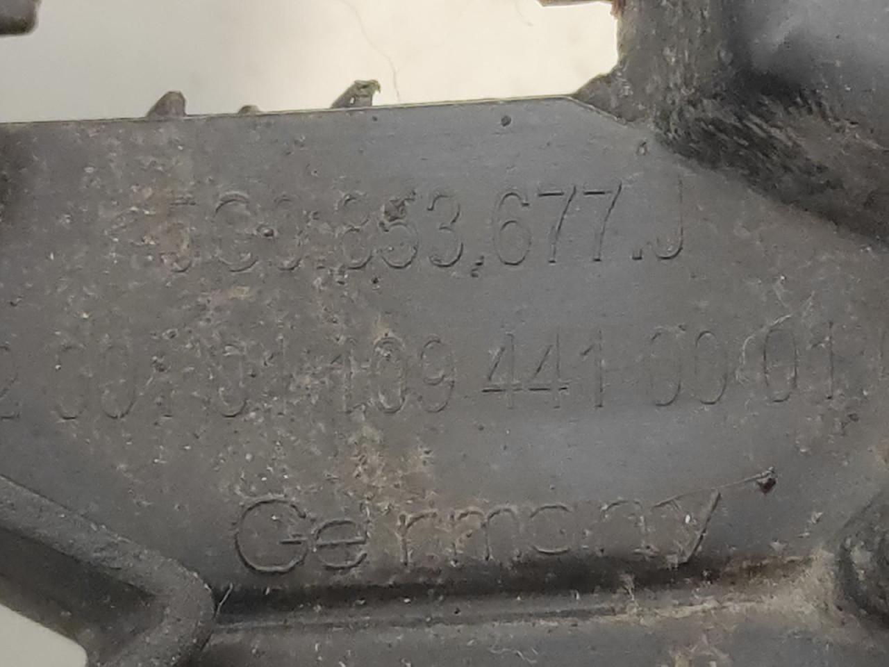 RESETKA BRANIKA VW GOLF 7 > 12-16 5G0853677J