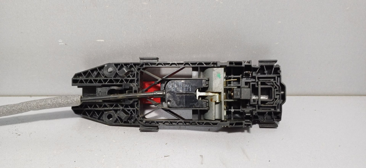 DIJELOVI RUCKA VRATA SKODA CITIGO > 12- 5N0839885H