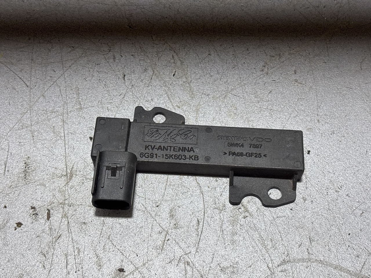 DIJELOVI ANTENA PEUGEOT 508 > 14-18 6G91-15K603-AB