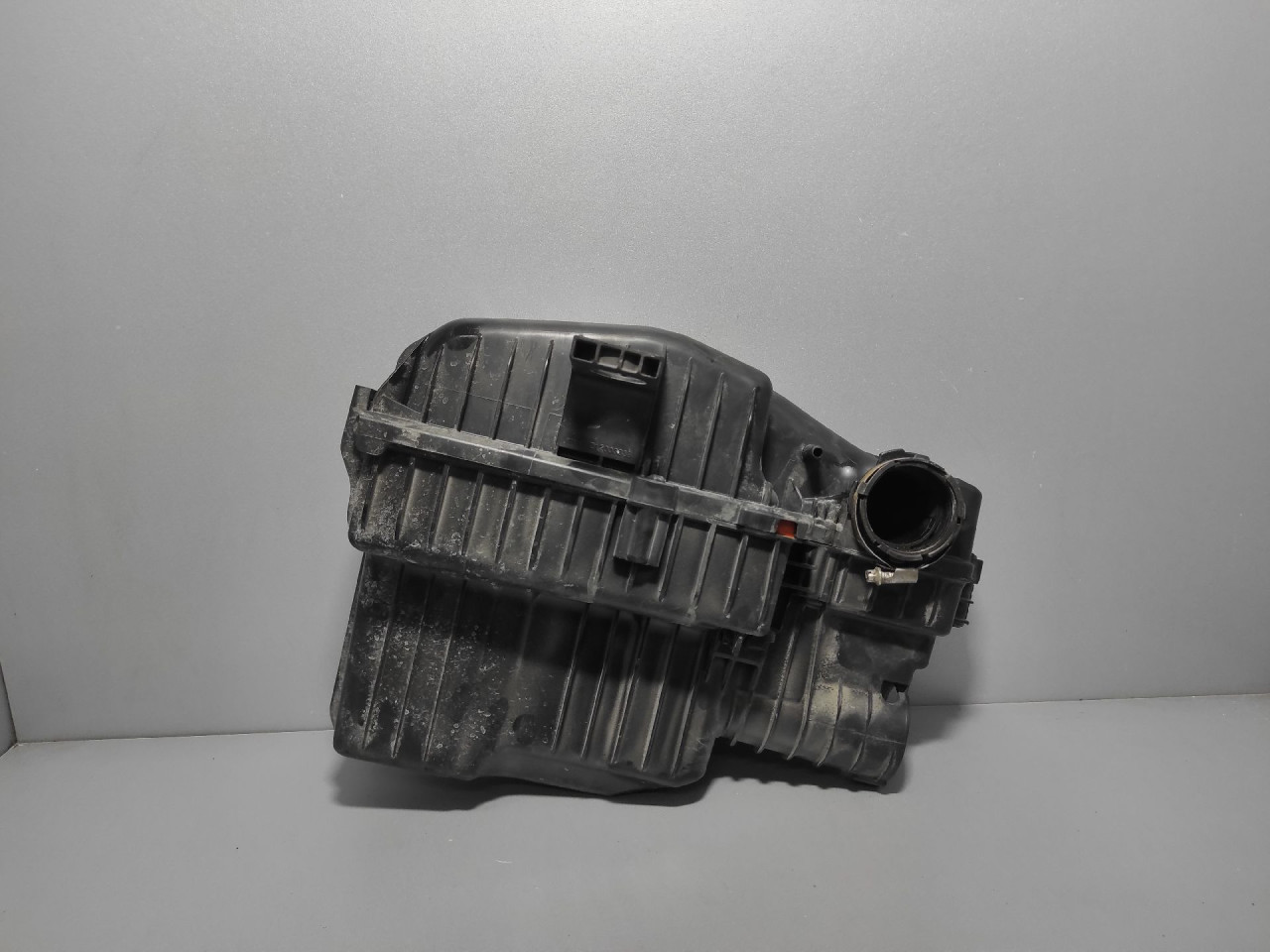 KUCISTE FILTERA ZRAKA CITROEN C3 > 16-19 9813534180