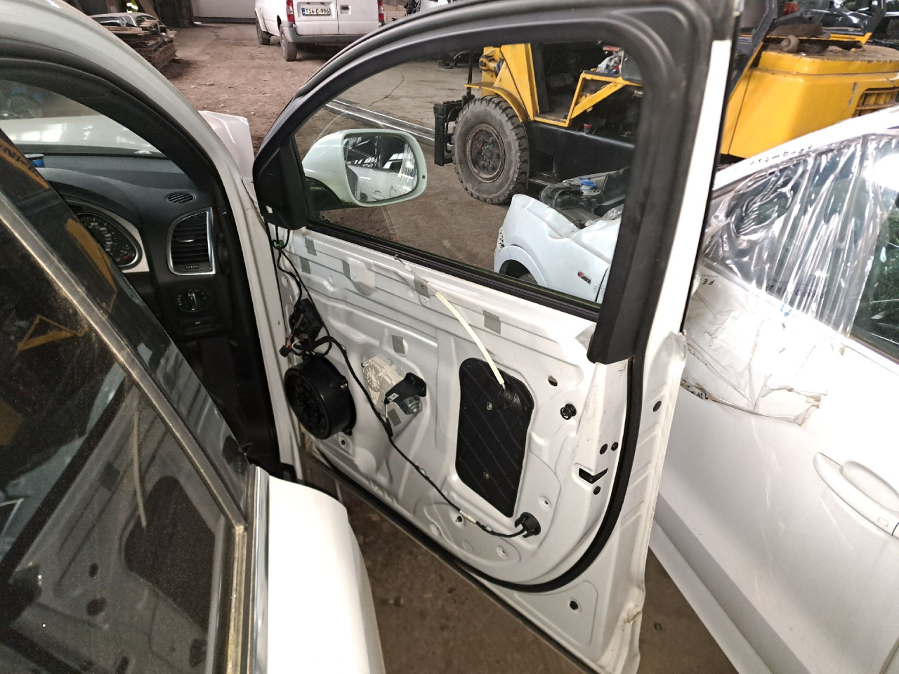 DIJELOVI VRATA AUDI Q7 (4L) > 09-15