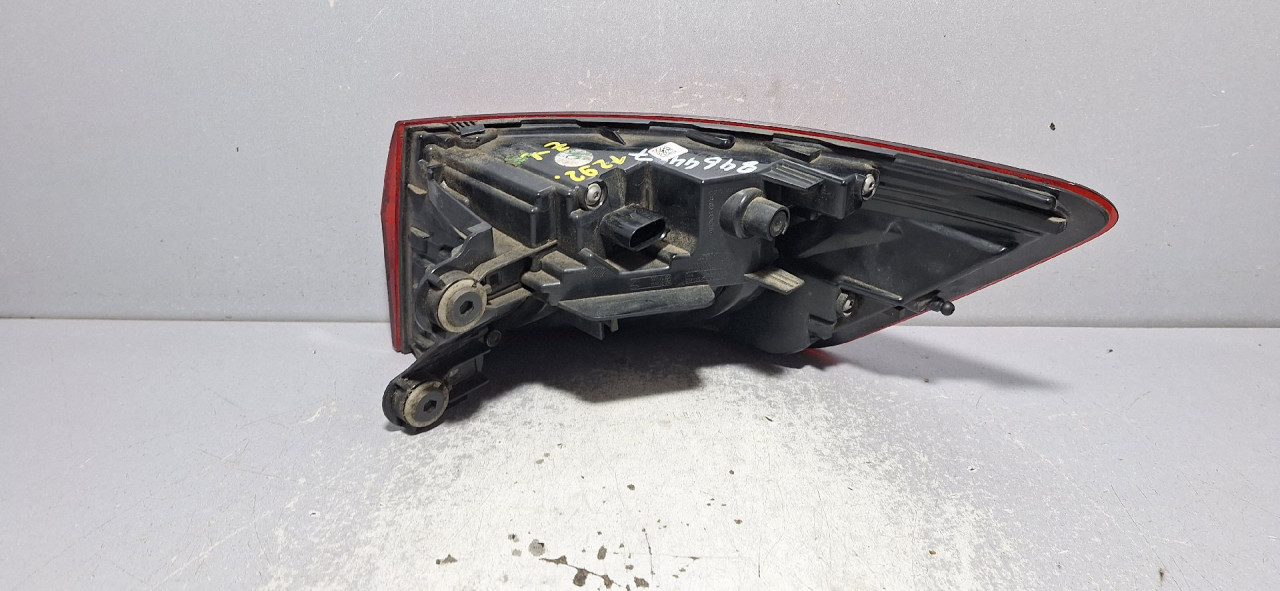 DIJELOVI STOP SVJETLO AUDI A4 (B9) > 19- 8W9945069
