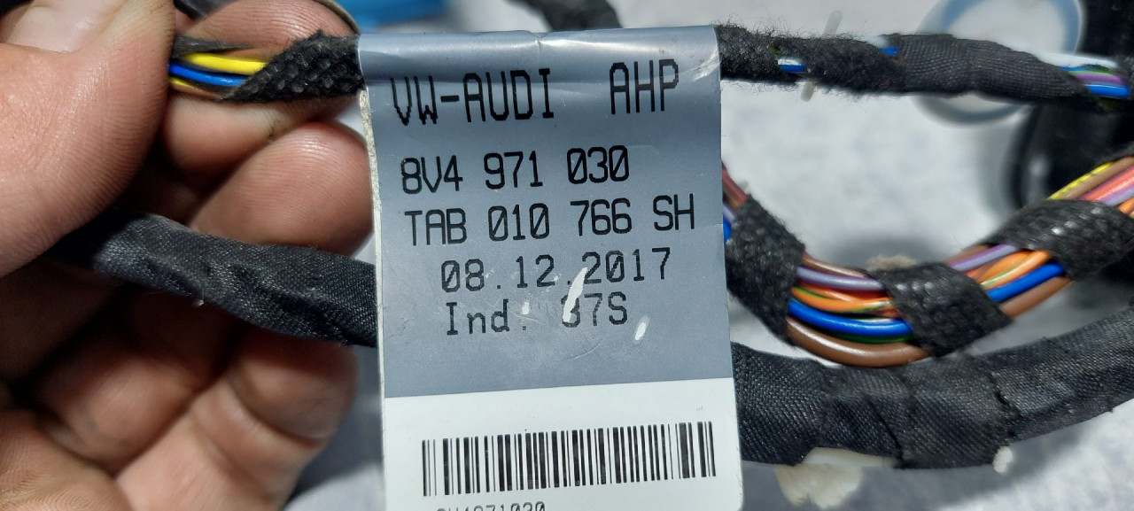INSTALACIJA VRATA AUDI A3 (8V1/8VA) > 12-16 8V4971030