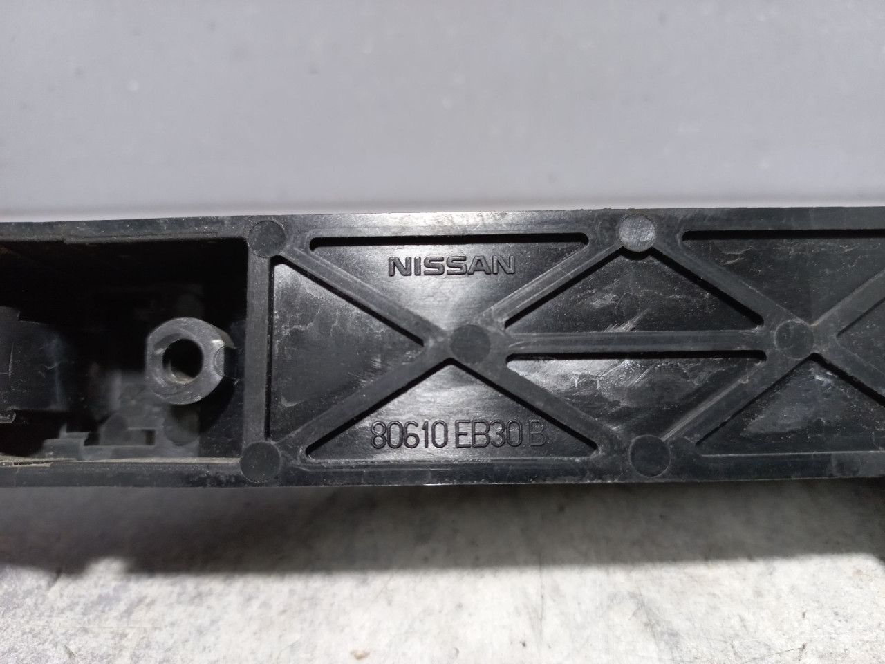 RUCKA VRATA NISSAN QASHQAI > 10-13 80610EB30B
