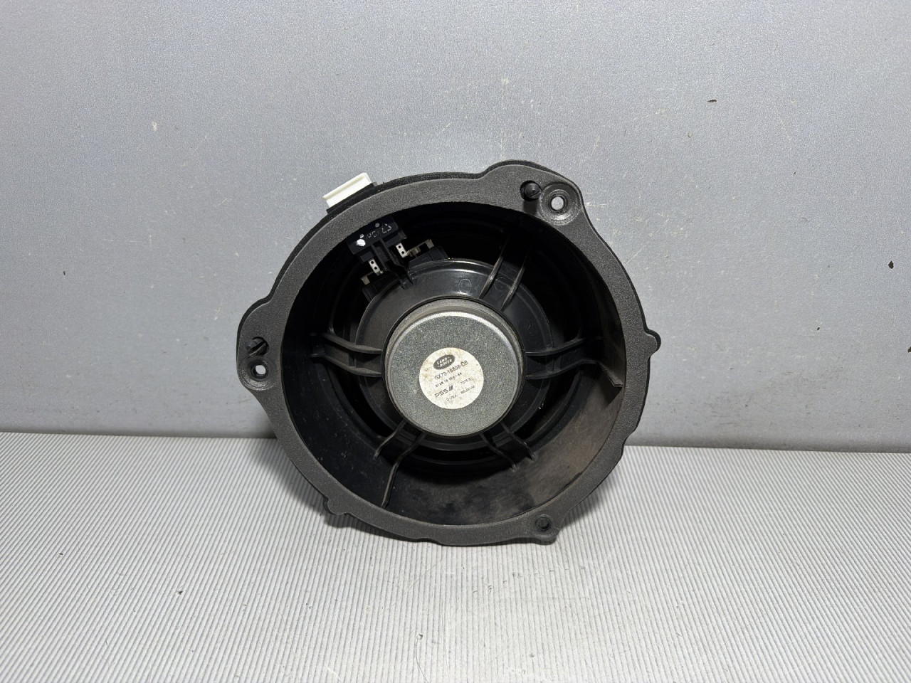 DIJELOVI ZVUCNIK JAGUAR XE (X760) > 15 -  2.0 GX7318808DB