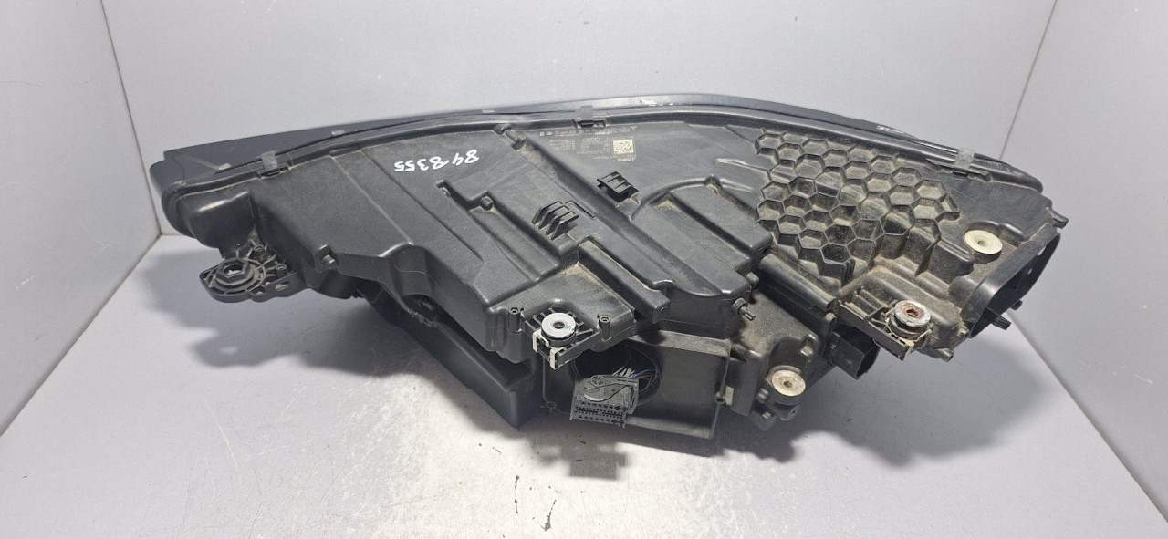 DIJELOVI FAR AUDI E-TRON > 18- 4KE941040D