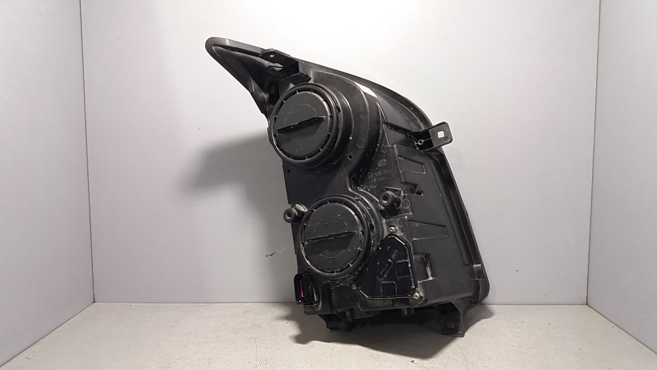 DIJELOVI FAR VW CRAFTER > 05-11 2E1941005