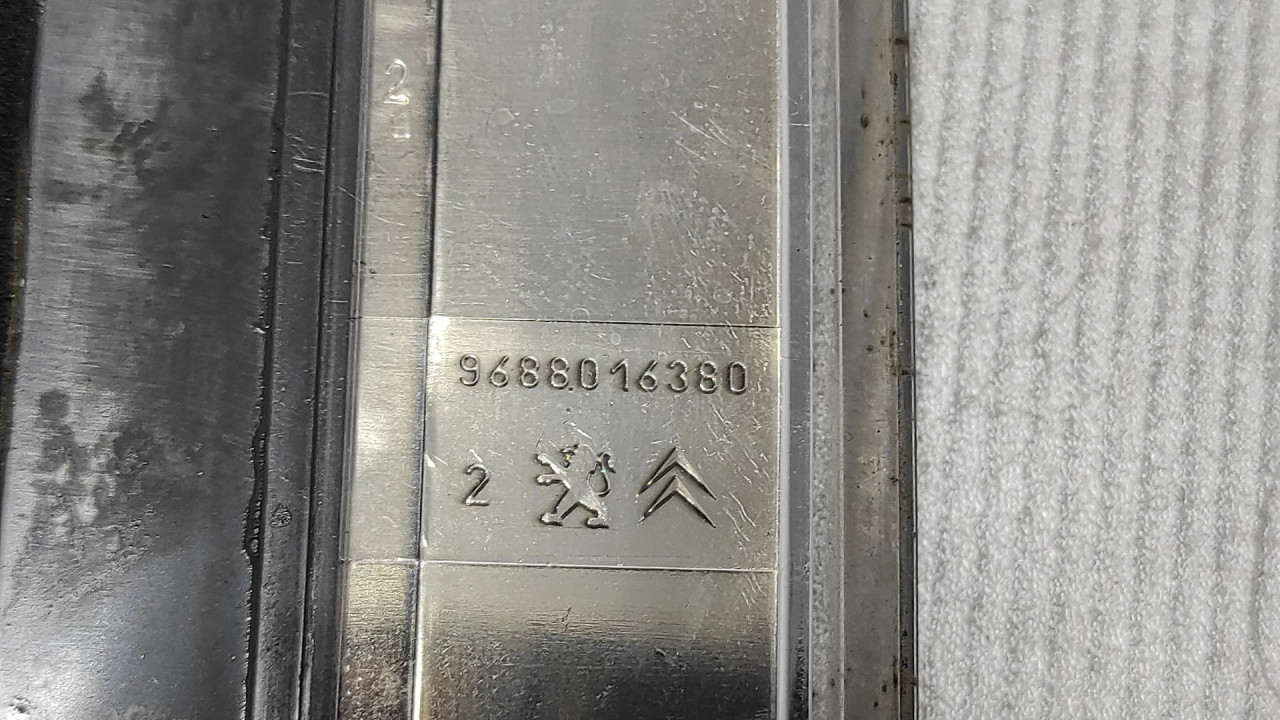 TRECE STOP SVJETLO PEUGEOT 508 > 11-14 9688016380