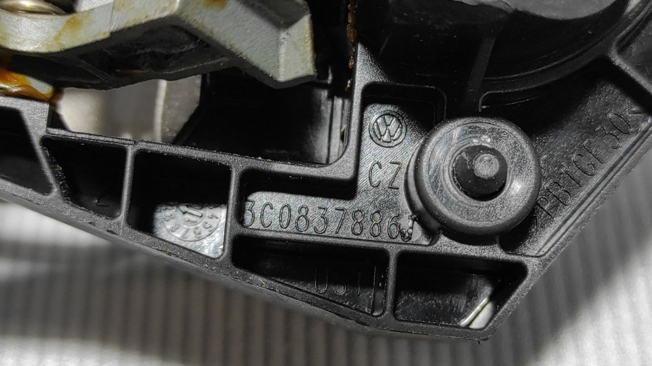 RUCKA VRATA VW PASSAT B7 > 10-14 3C0837886J