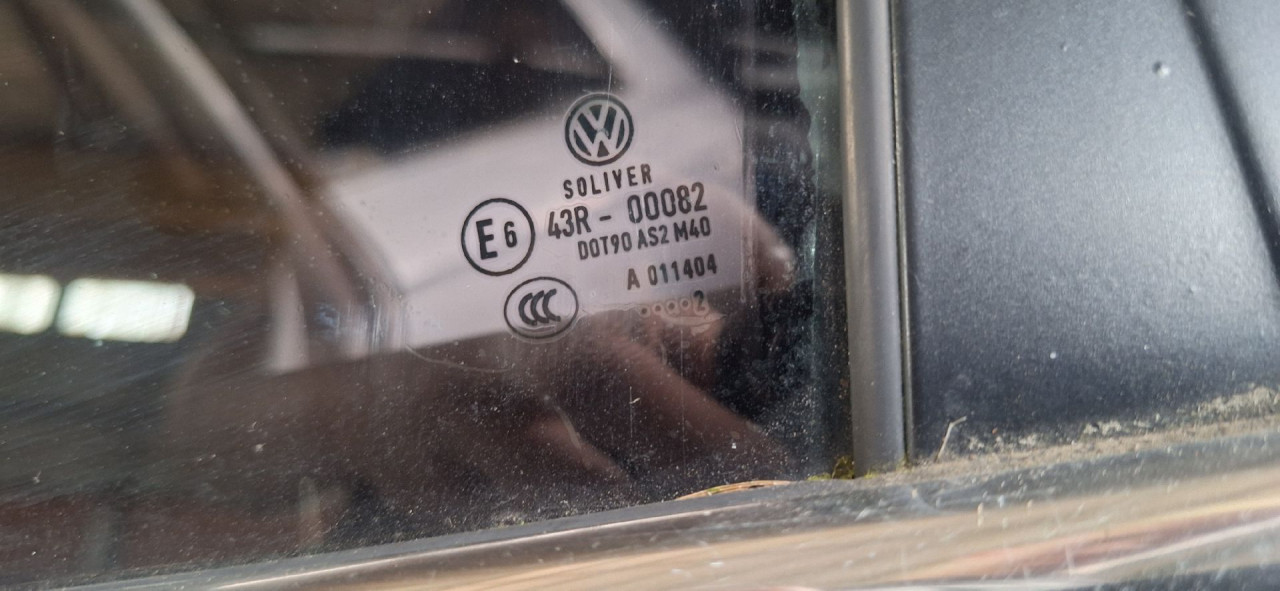 DIJELOVI STAKLO VW PASSAT B7 > 10-14 2.0