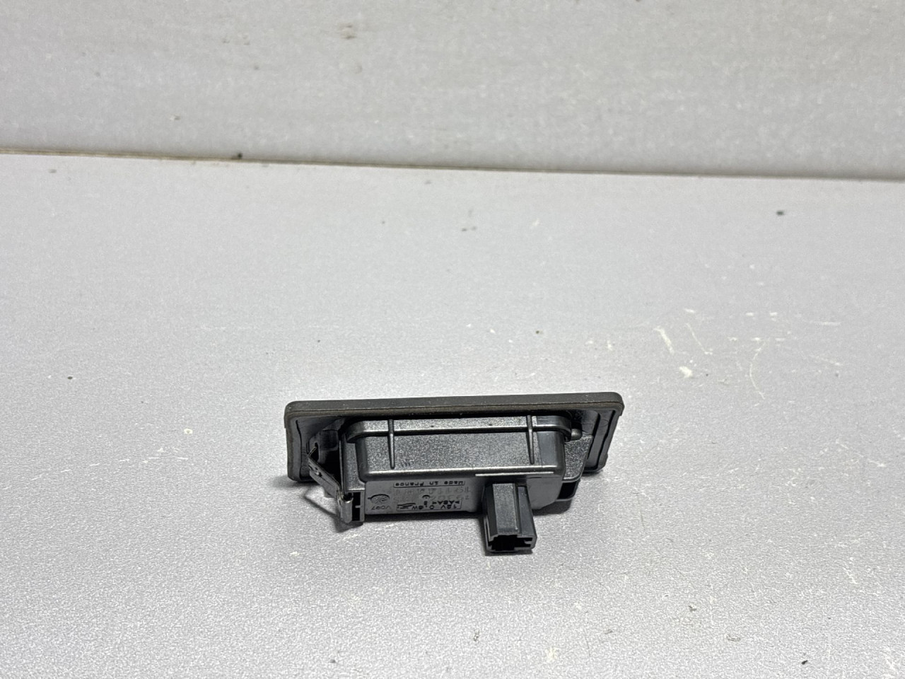 RASVJETA TABLICA AUDI A4 (B9) > 19- 5NA943021