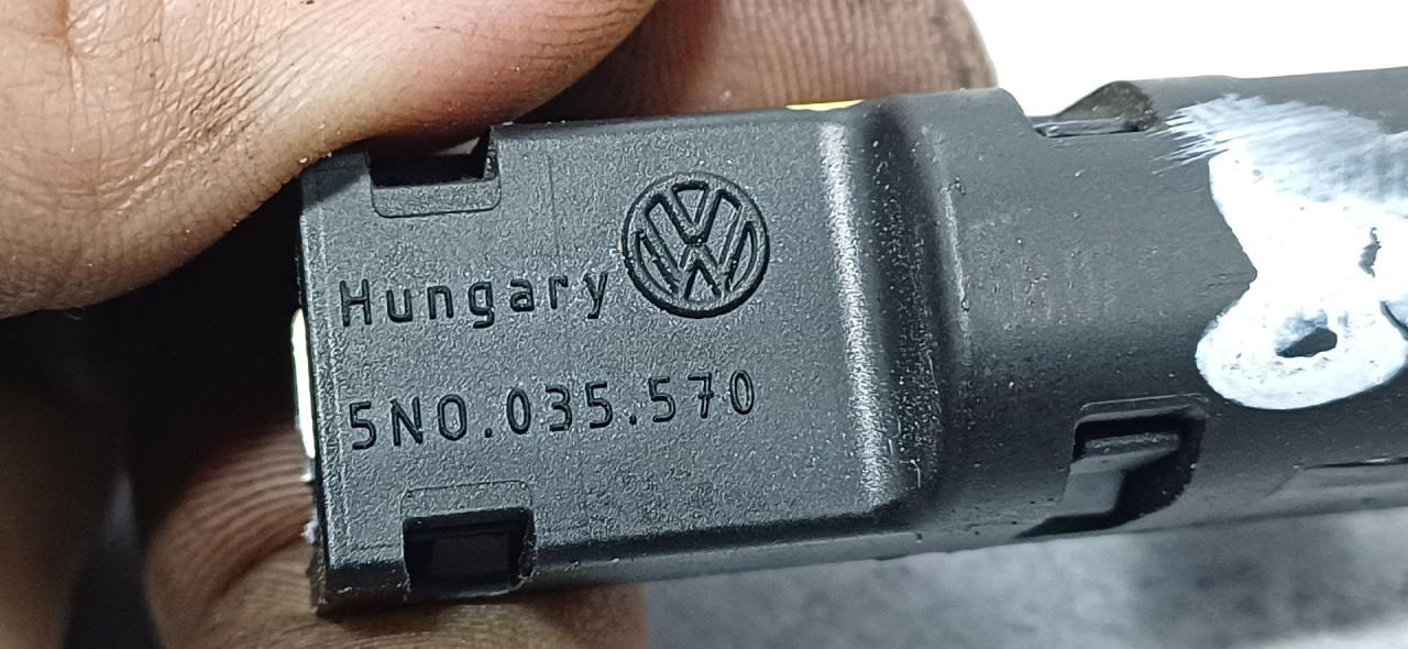 DIJELOVI ANTENA VW GOLF 6 > 08-12 5N0035570