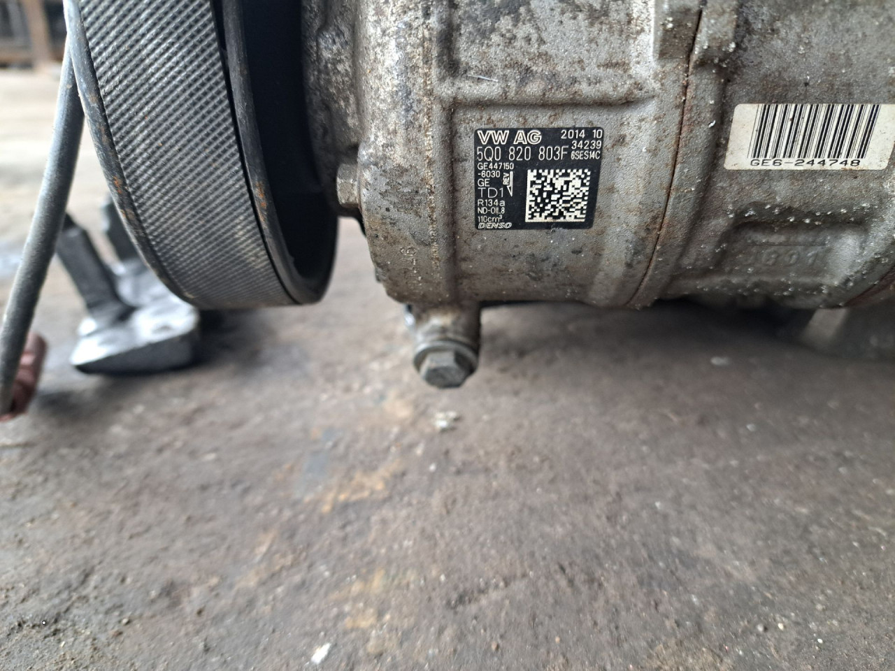 DIJELOVI KOMPRESOR KLIME VW GOLF 7 SW > 13- 5Q0820803F