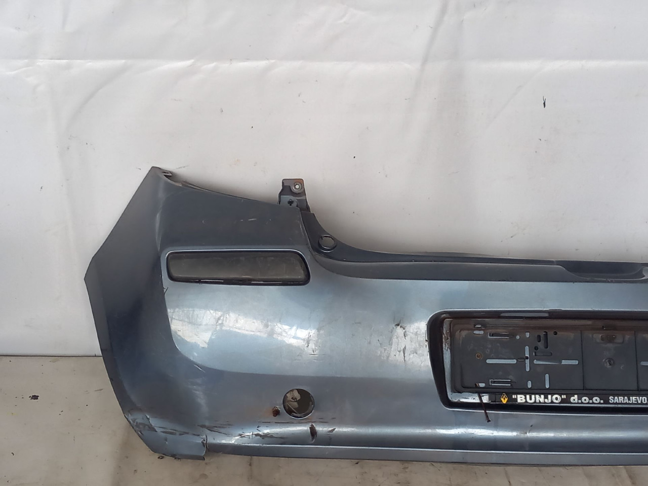 DIJELOVI BRANIK RENAULT CLIO > 05-09 8200402320
