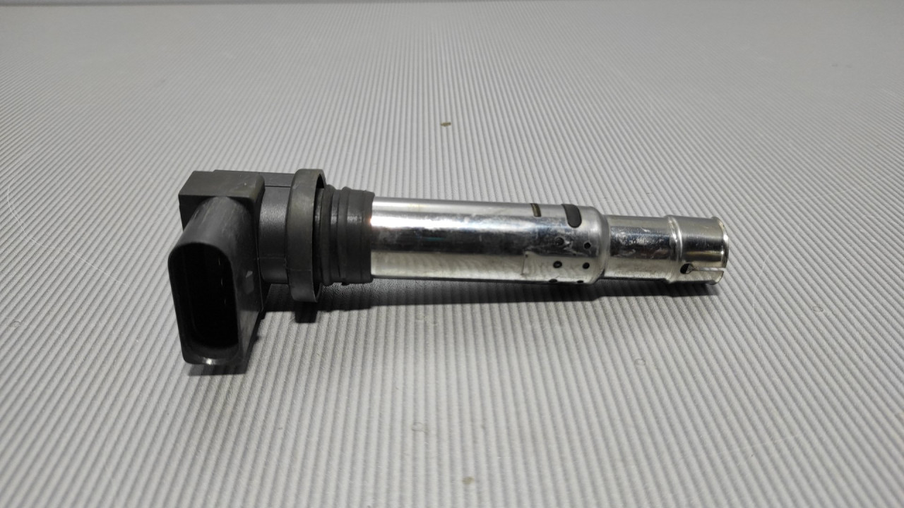 DIJELOVI BOMBINA VW GOLF 6 > 08-12 036905715F