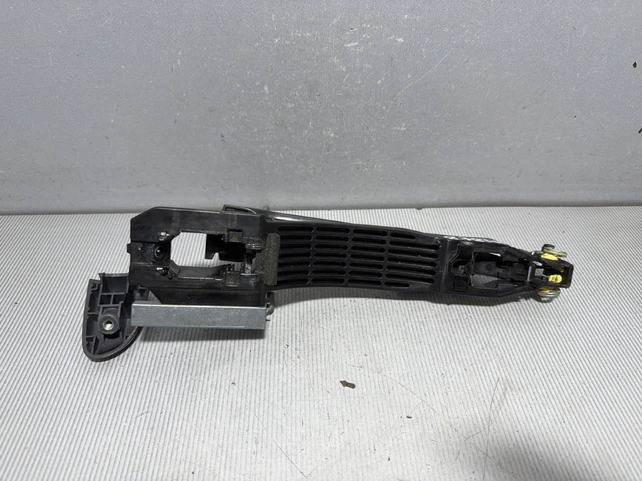 DIJELOVI RUCKA VRATA MAZDA 6 > 13-16 2.2
