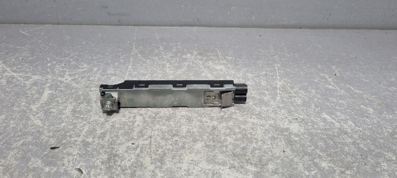 DIJELOVI ANTENA SEAT LEON > 13-16 5F4035225B