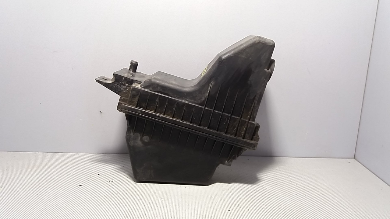 KUCISTE FILTERA ZRAKA SUZUKI SWIFT > 05-06 62JA01