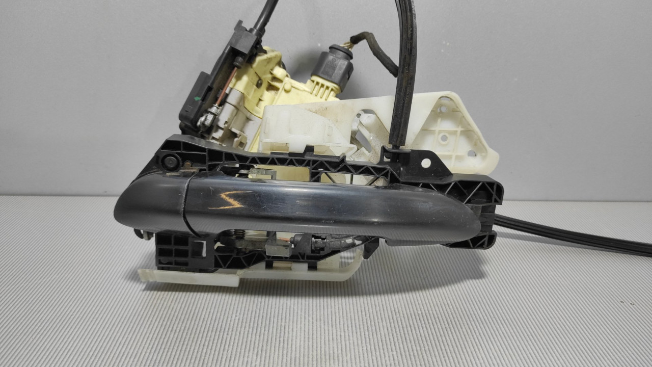 BRAVA VRATA VW PASSAT B6 > 05-10 3C4839015A
