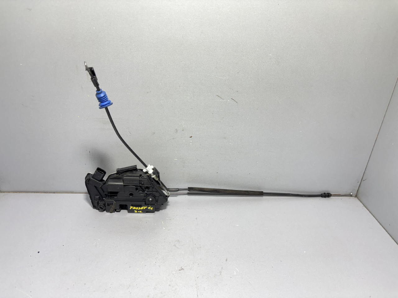 DIJELOVI BRAVA VRATA VW PASSAT CC > 08-11 5N0839015A