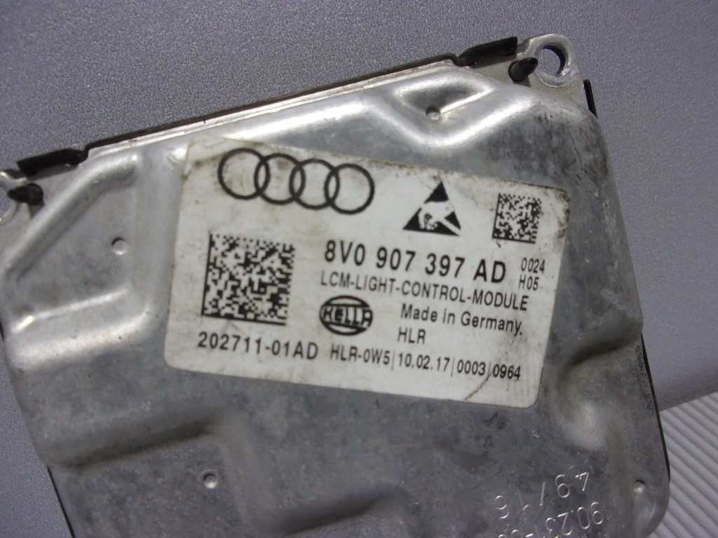 DIJELOVI BALAST FARA AUDI A3 > 03-08 8V0907397AD