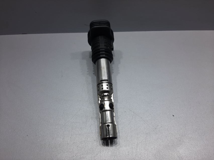 DIJELOVI BOMBINA AUDI A3 > 96-03 06A905115D