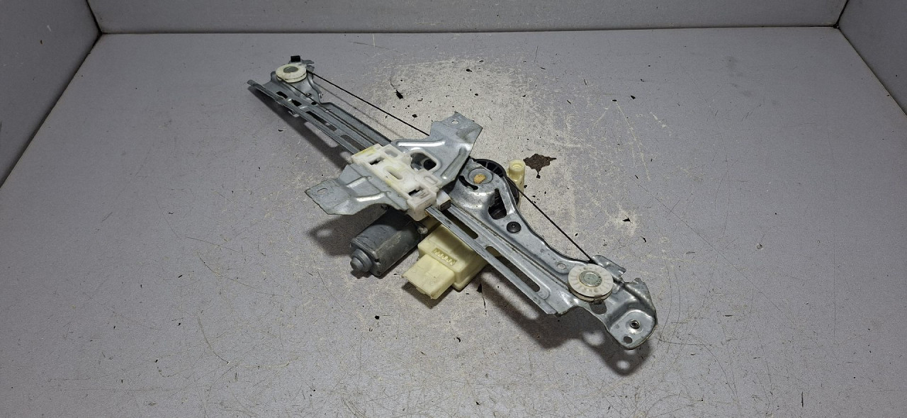 ELEKTRO PODIZAC STAKLA PEUGEOT 308 > 13-17 9677737280