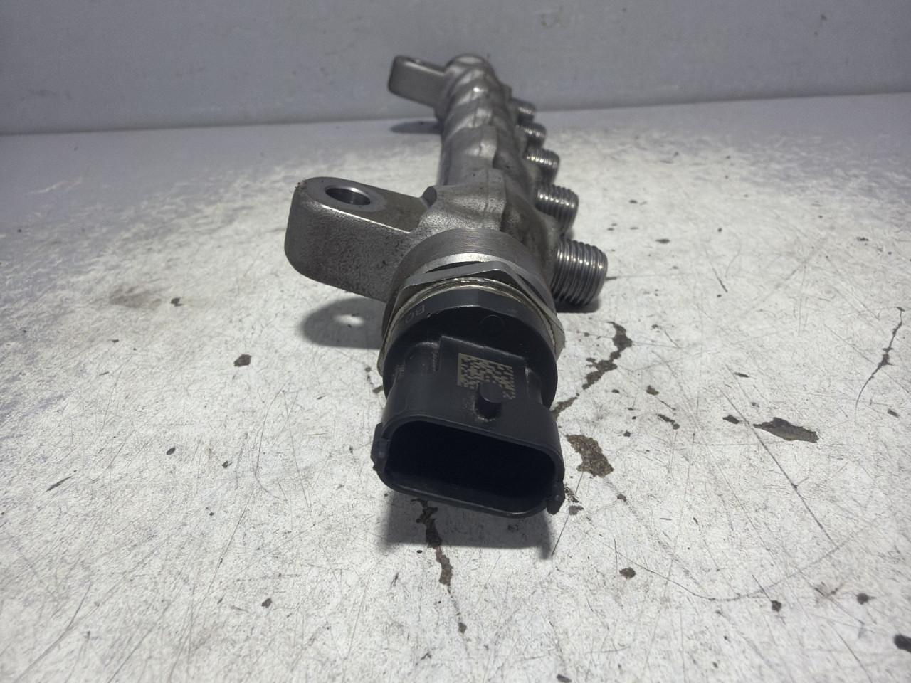 SENZOR PRITISKA GORIVA HYUNDAI I30 > 10-12 0281002863