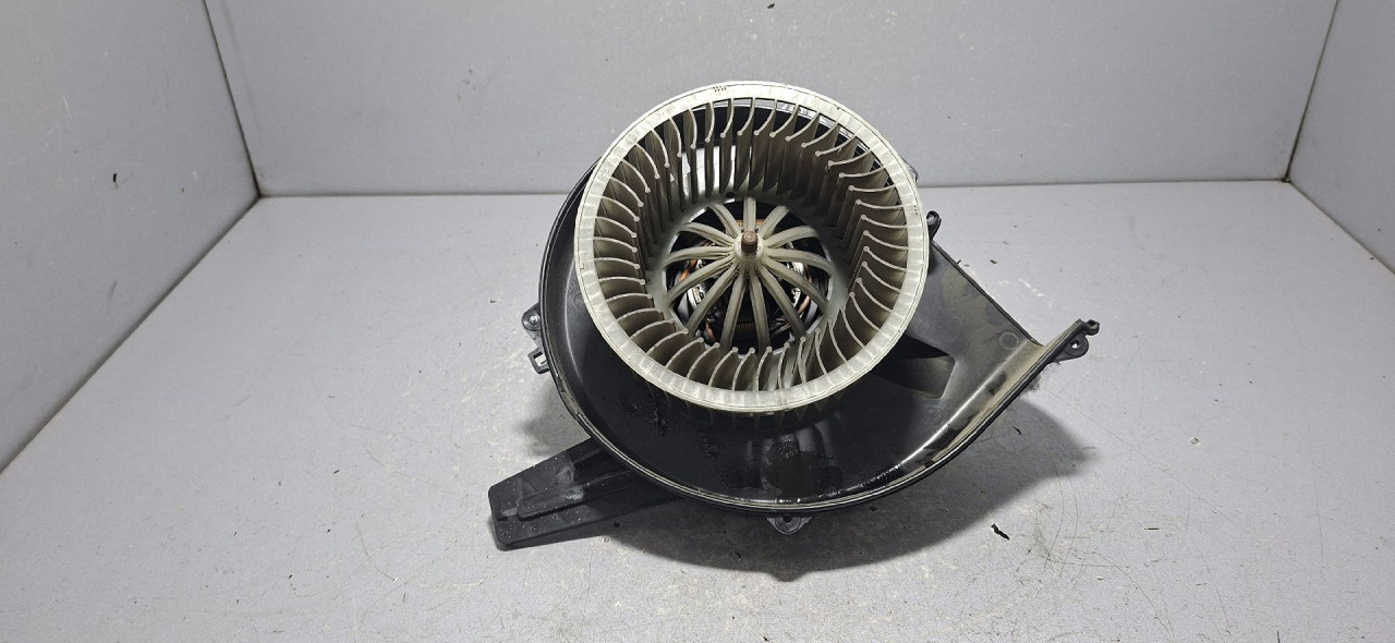 DIJELOVI VENTILATOR KABINE SKODA FABIA > 14- 1.2