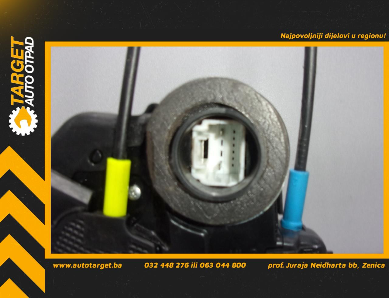 DIJELOVI BRAVA VRATA TOYOTA RAV 4 > 10-13 TY290035 /