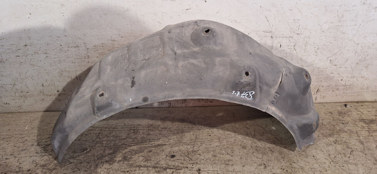 UNUTRASNJI BLATOBRAN MAZDA 3 > 13-16 B45A561J1A