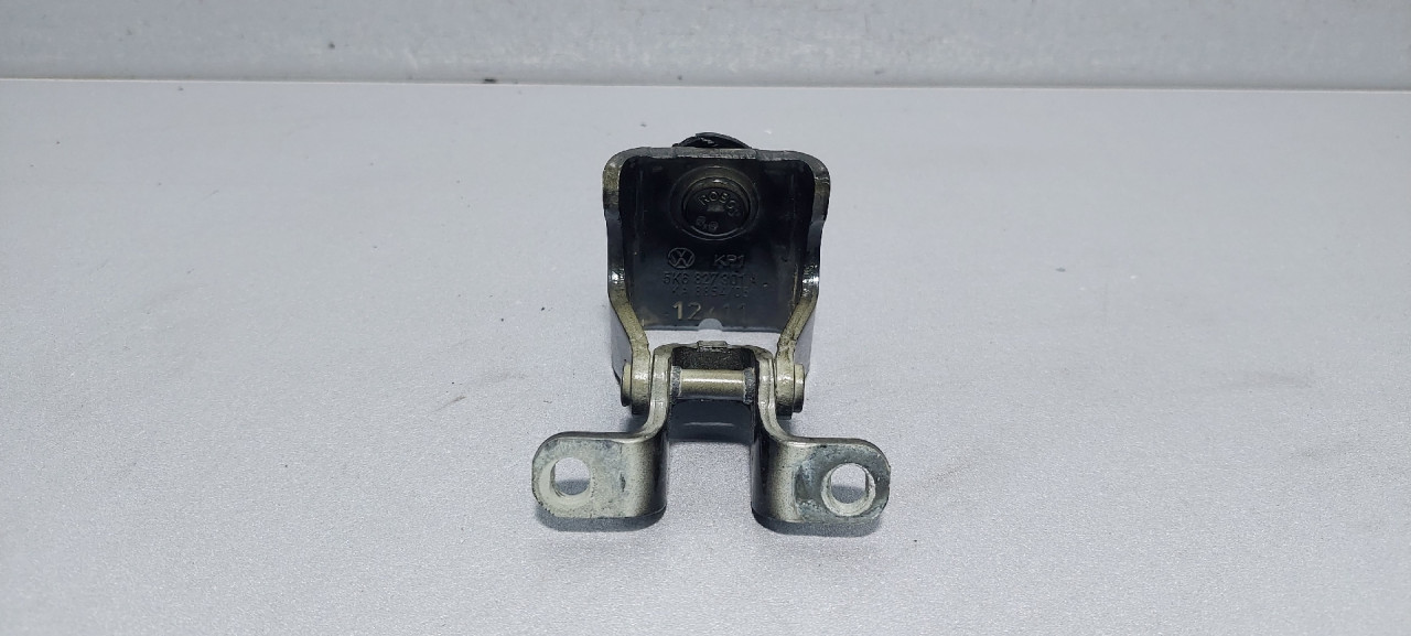 BAGLAMA GEPEKA VW GOLF 6 > 08-12 5K6827301A