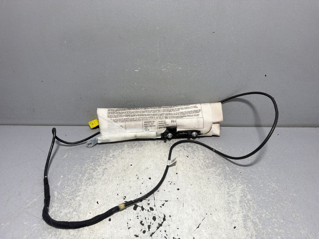 DIJELOVI AIRBAG SJEDISTA VW PASSAT B7 > 10-14 3AA880242