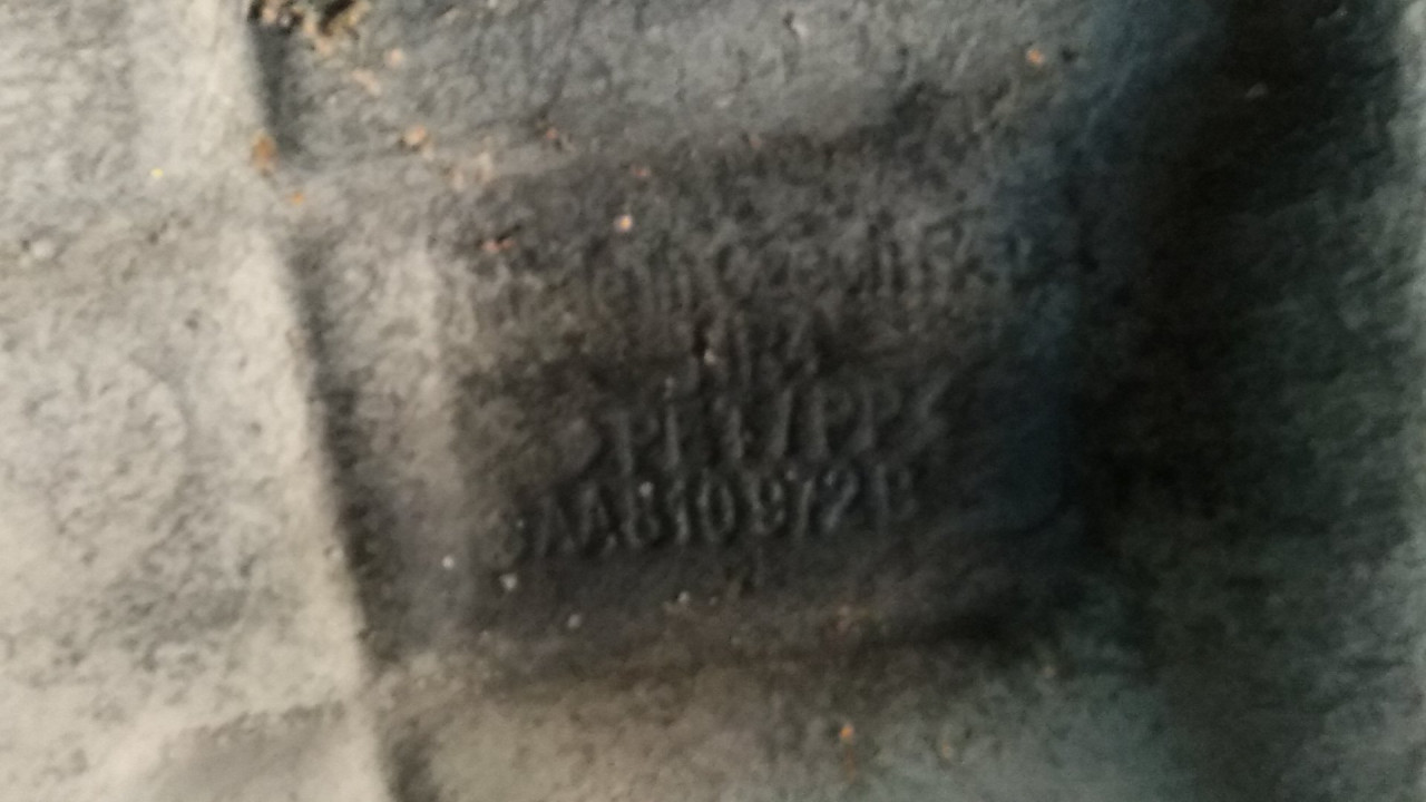 UNUTRASNJI BLATOBRAN VW PASSAT B7 > 10-14 3AA810972B