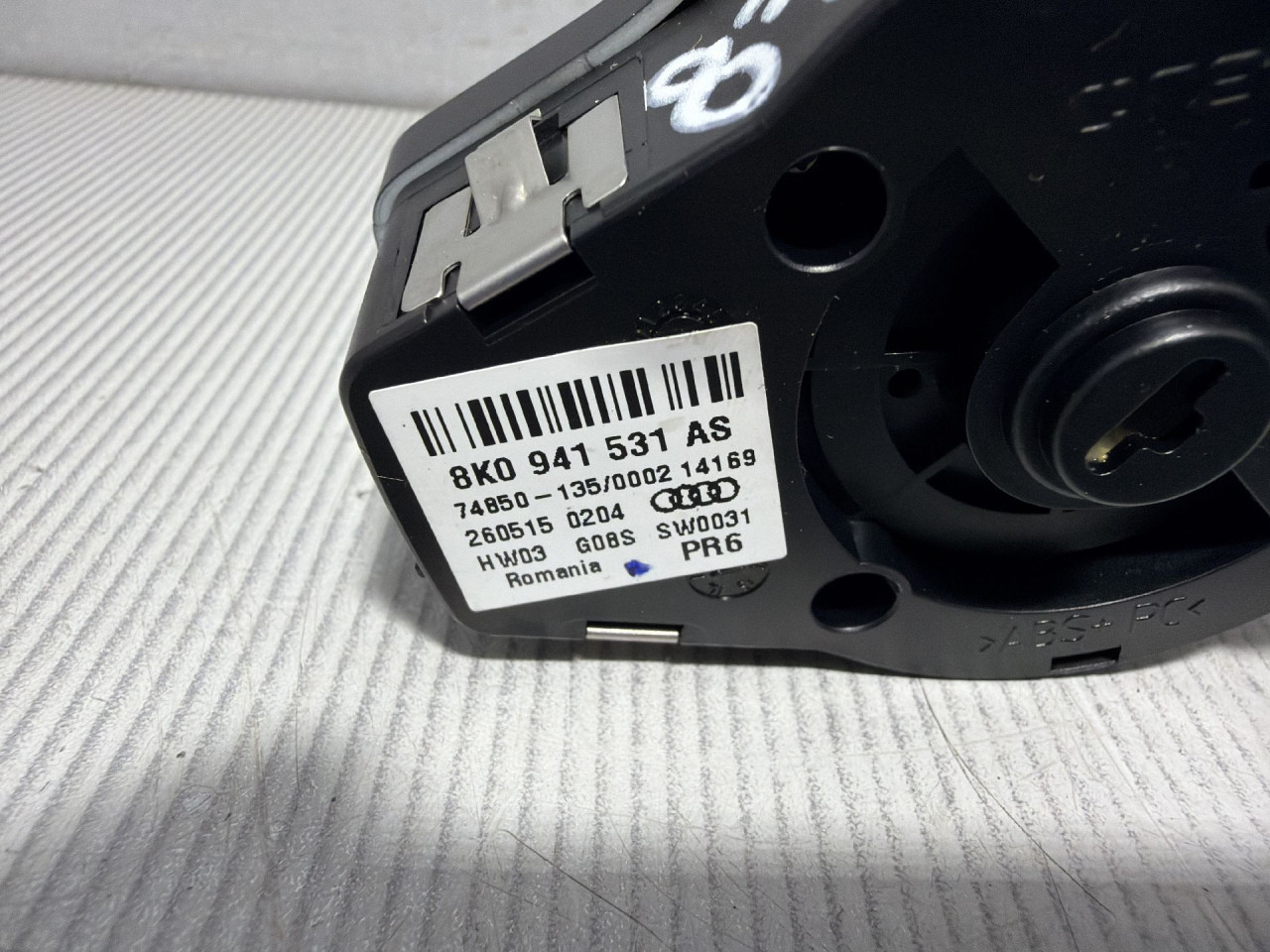 DIJELOVI PREKIDACI SVJETLA AUDI Q5 > 12-16 2.0 8K0941531AS