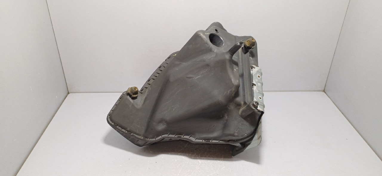 KUCISTE FILTERA ZRAKA VW TOUAREG > 11-14 4G0133838L