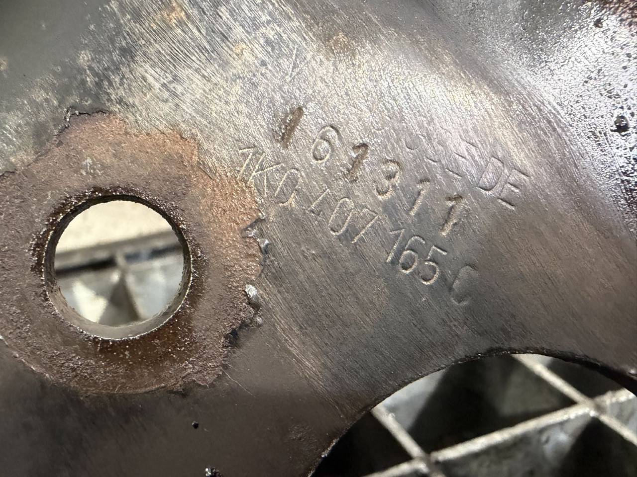 DIJELOVI LAFETA VW PASSAT B7 > 10-14 1K0407165C