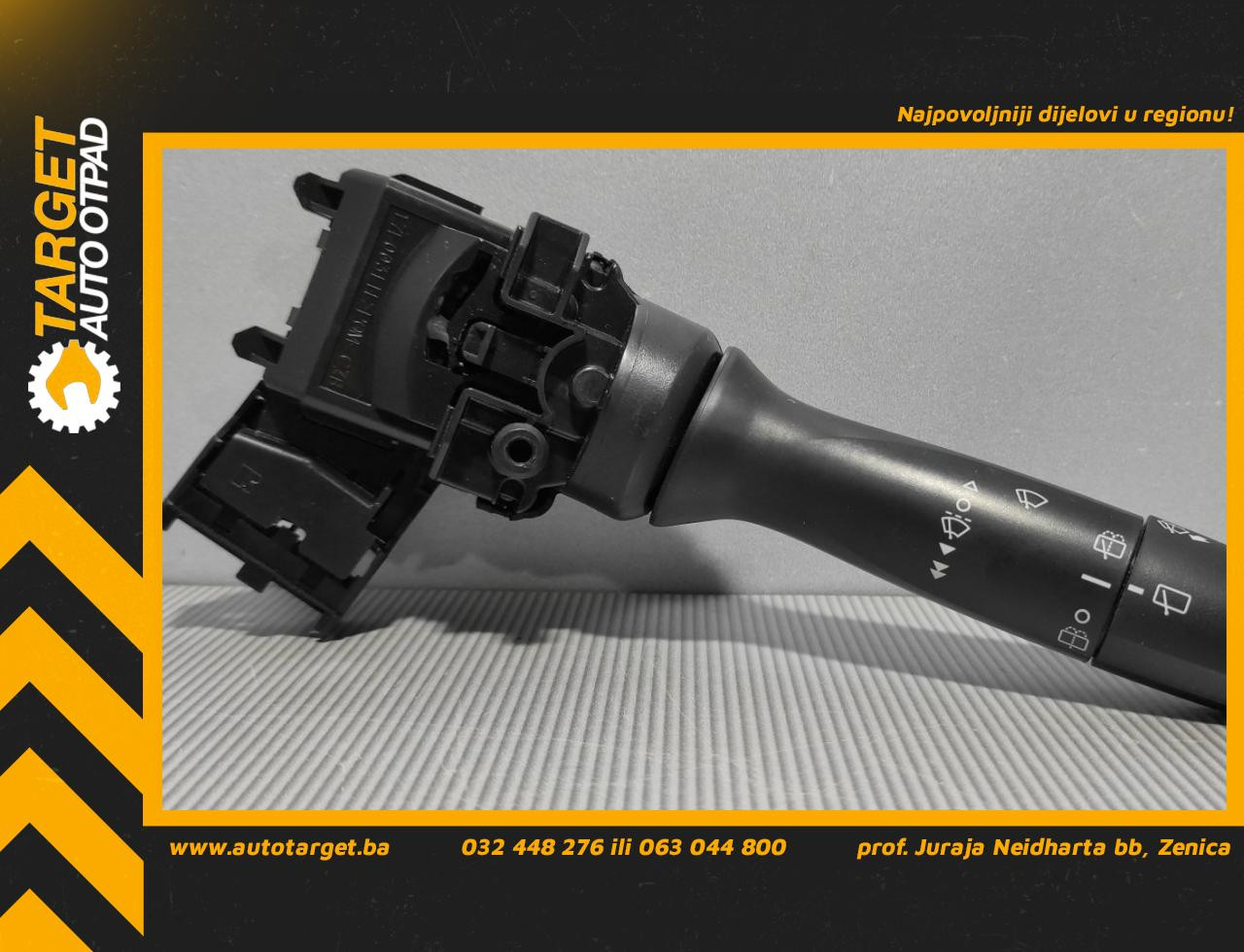 DIJELOVI RUCICA VOLANA TOYOTA YARIS > 03-05 17F144