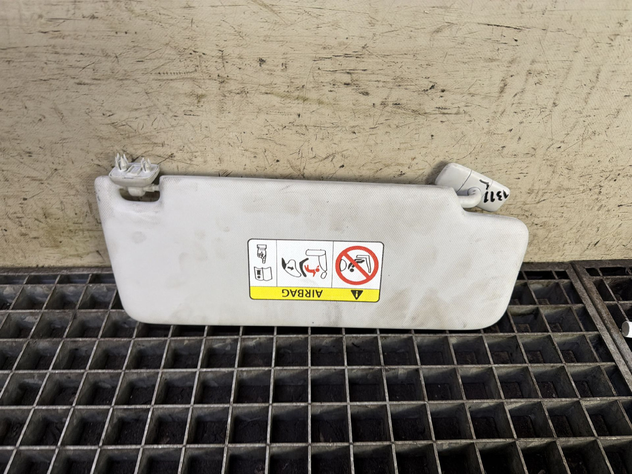 DIJELOVI SUNCOBRAN AUDI Q3 > 18- 2.0