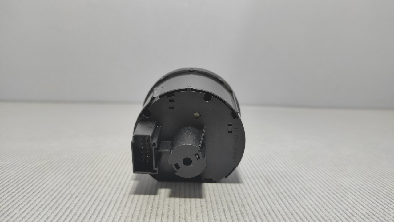 PREKIDACI SVJETLA VW GOLF 5 > 03-08 1K0941431AH