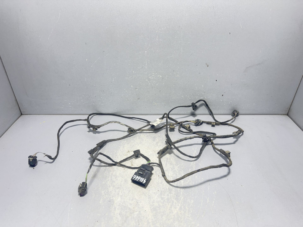 INSTALACIJA PARKING SENZORA AUDI A6 4K > 18- 4K5971095