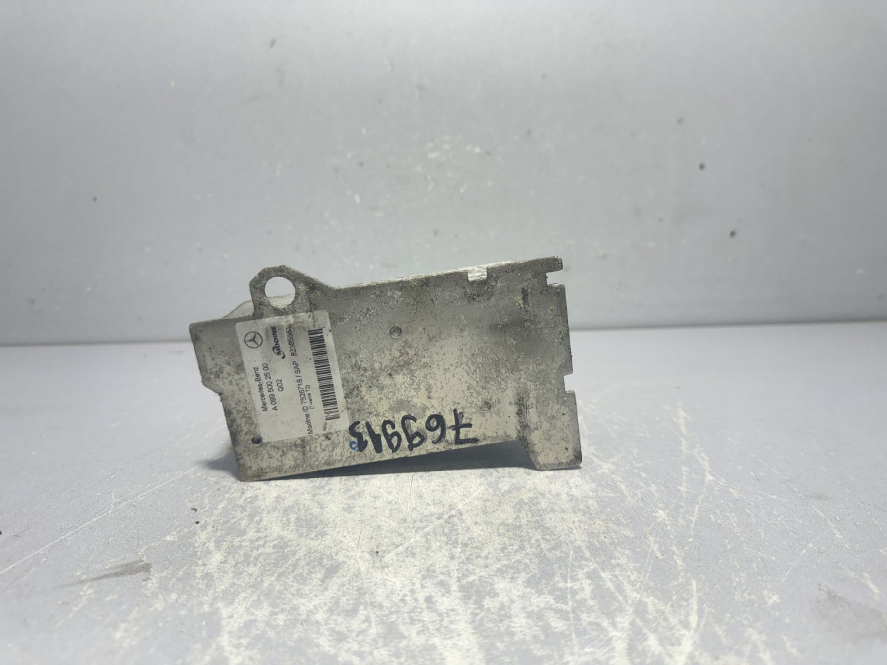 HLADNJAK ULJA MERCEDES C KLASA (W205/S205) > 14-18 A099