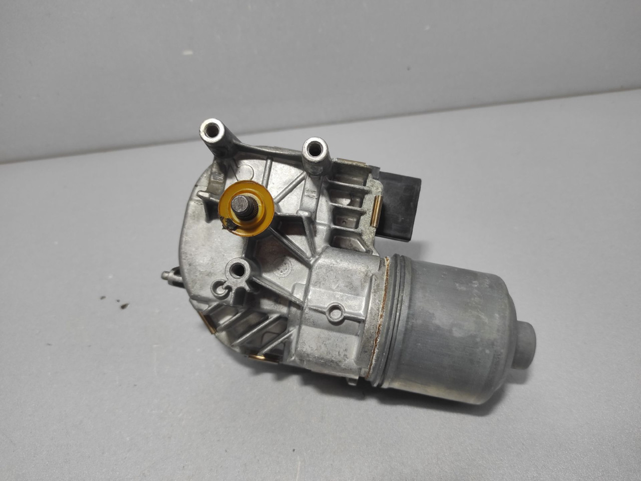 MOTORIC PREDNJEG BRISACA SKODA OCTAVIA > 04-08 1Z1955119C