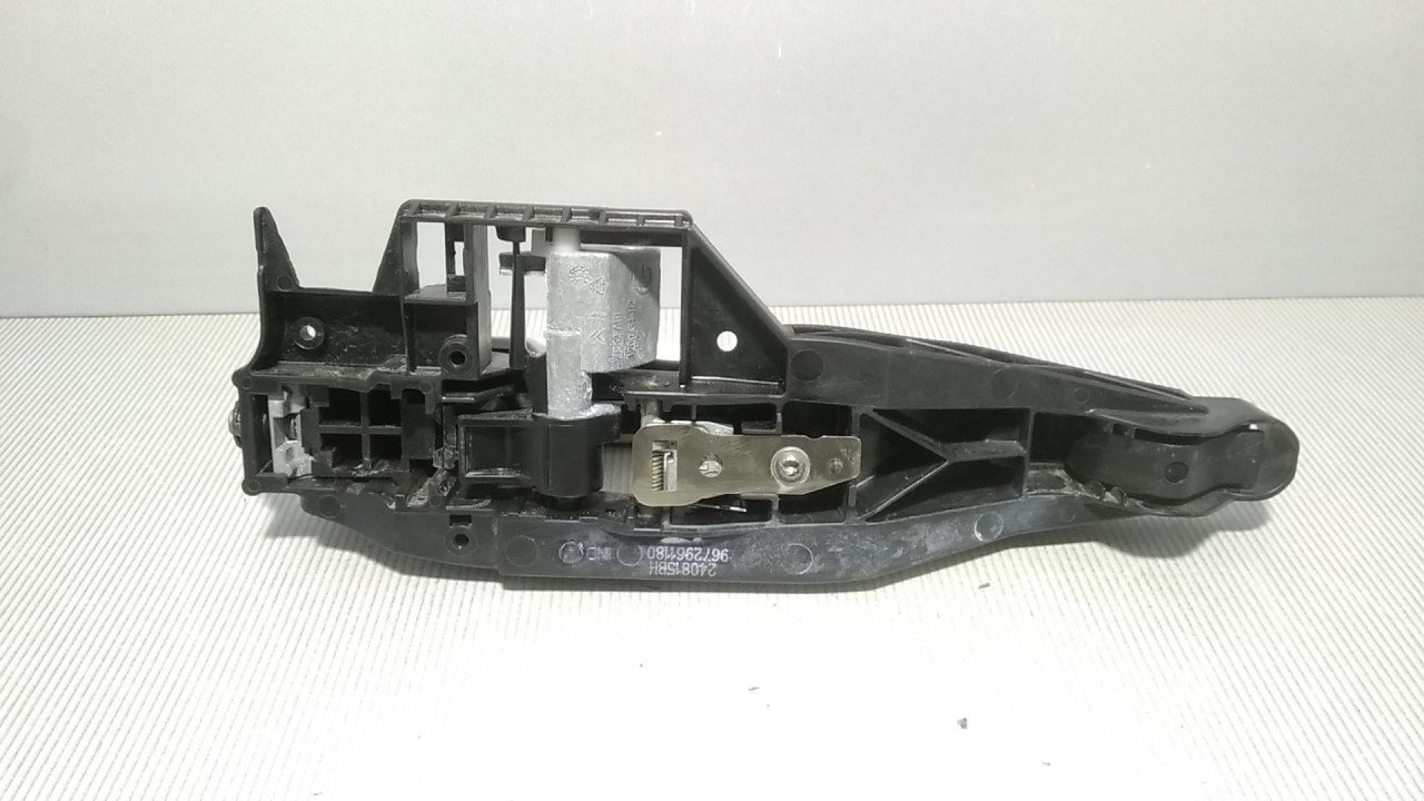 RUCKA VRATA PEUGEOT 208 > 12-15 9672961180
