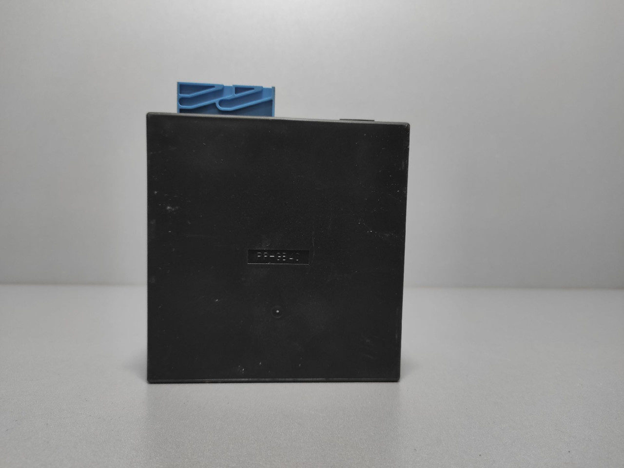 DIJELOVI ELEKTRONIKA MODUL OPEL INSIGNIA > 09-13 2.0 13338933AA