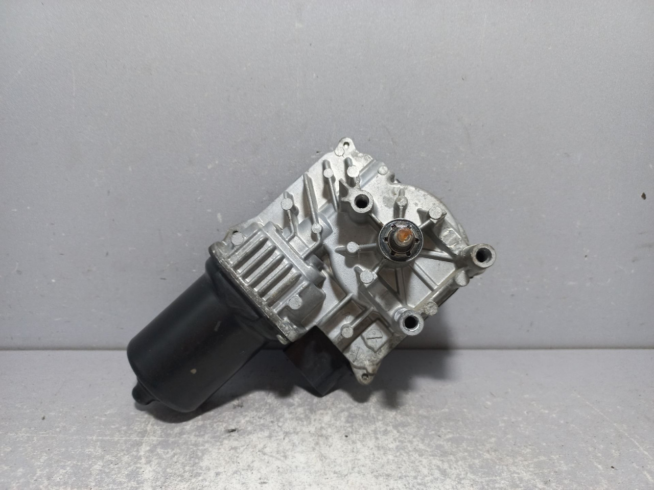 MOTORIC PREDNJEG BRISACA VW PASSAT B6 > 05-10 3AB955419